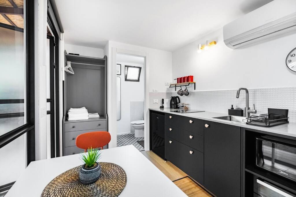 Ferienwohnung The Container House Ra'anana Exterior foto